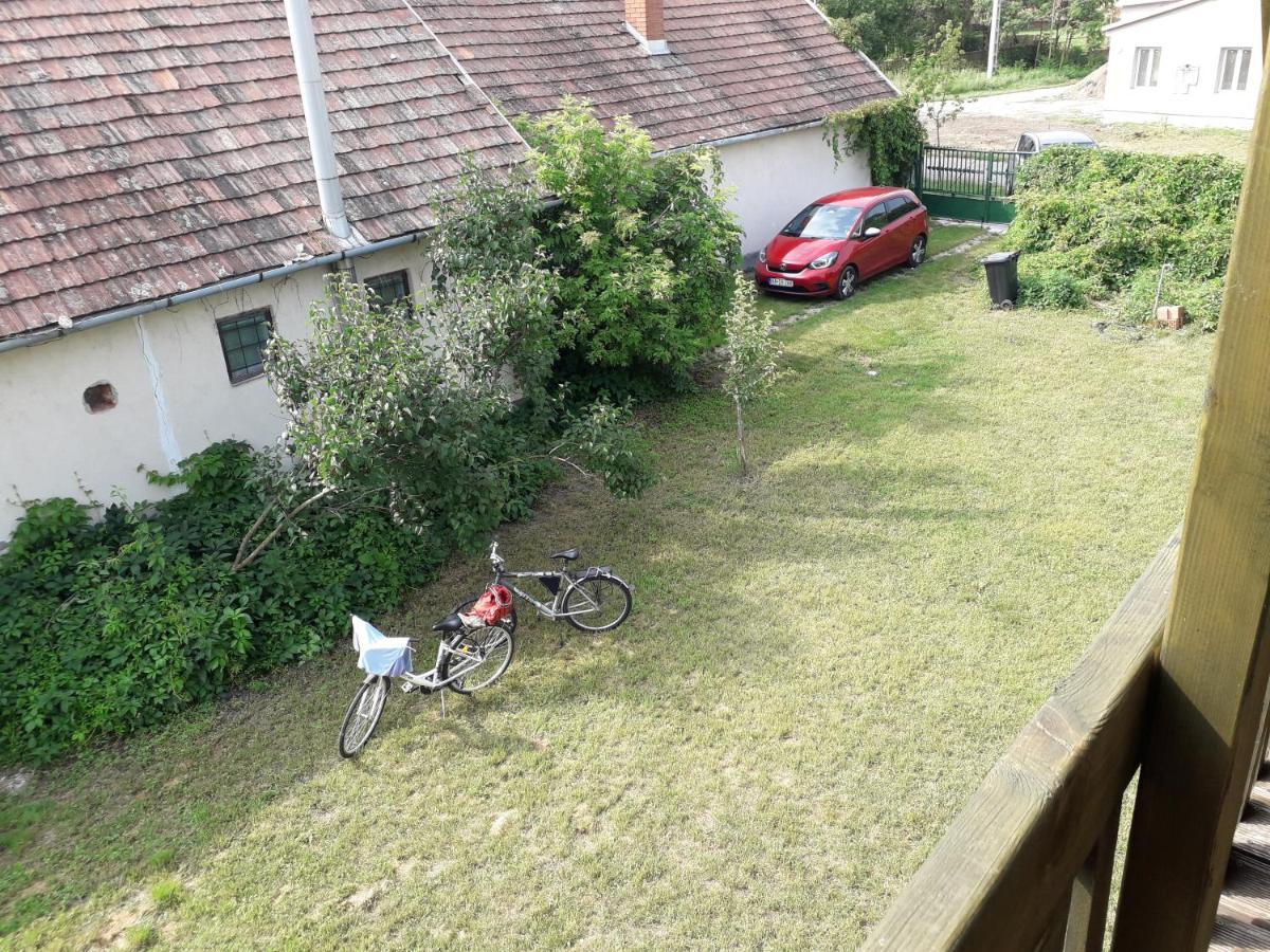 Joevo Het Pihenohaz Villa Poroszló Buitenkant foto